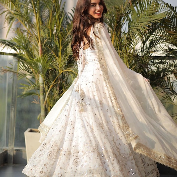 Witte Georgette jurk met Dupatta, Partywear Long Flared Anarkali Kurta 2 delige set Readymade, jurken voor Eid, Indiase trouwjurk jurk