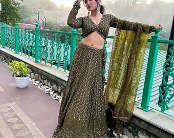 Georgette verde Lehenga Choli con lavoro in sequenza di ricamo e Dupatta a rete pesante per le donne, Lehenga Choli stampato, Abbigliamento da festa Lehenga