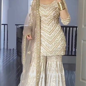 Pakistani Embroidered Viscose Suit Canada | Digital Print 3 Piece Salwar Kameez