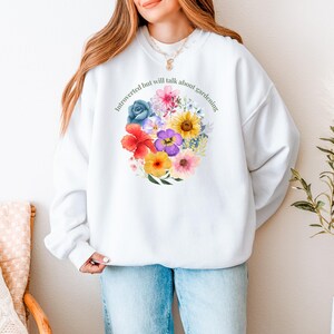 Floral Sweatshirt - Cozy Crewneck for Everyday, Gift for Her, CottageCore, Wildflower, Gardeners, Introvers, Nature Lovers