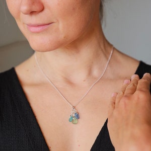 Elegant Cascade Sea Glass Necklace, Silver Pendant with Sea Glass, Minimalistic Sea Jewelry, Sea and Ocean Lover Gift, Everyday Necklace