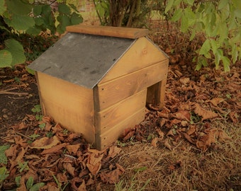 Hedgehog Hibernation Shelter Nest Box House Predator Proof Habitat Home