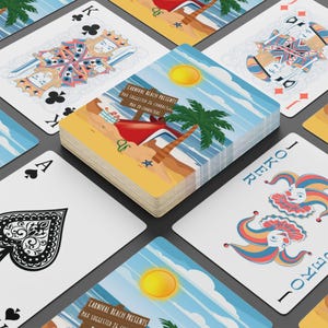 Jeu de cartes personnalisé sur le thème de la plage avec entonnoir Carnival Cruise et enseigne personnalisée