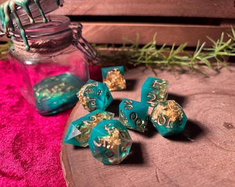 Emerald Arcana Dice w/ Jar - Green & Gold Flake Dice, Dice Set for DnD or TTRPG, 7 Piece Dice set with Jar, Sanded