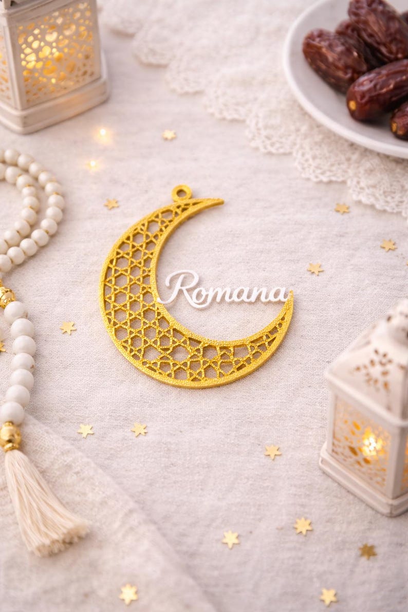 Personalised Eid Crescent Moon Ornament | Islamic Eid Decor | Custom Name Ramadan Decoration | Muslim Eid Gift | Arabic Crescent Moon Decor