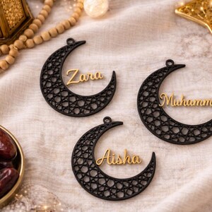 Personalised Eid Crescent Moon Ornament | Islamic Eid Decor | Custom Name Ramadan Decoration | Muslim Eid Gift | Arabic Crescent Moon Decor