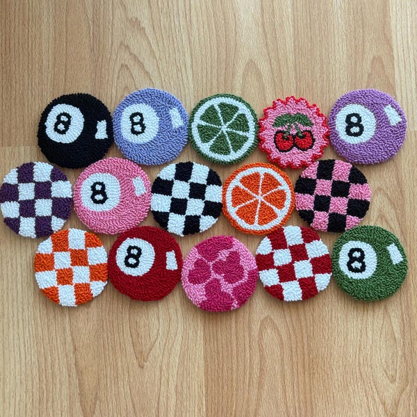Auto-Untersetzer, 8-Ball-Auto-Untersetzer, verzollt/DDP USA, Geschenk für Neuwagenkäufer, Autozubehör, handgefertigter, getufteter Untersetzer, Getränkehalter fürs Auto, personalisierter Auto-Untersetzer
