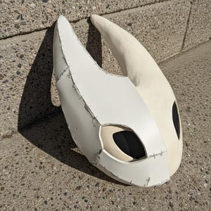 DIY Hollow Knight Mask PDF Template for Cosplay – Helloween Cosplay Mask Hornet