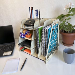 Organizador de mesa de madeira - Natural, Prateleira de mesa, Porta-documentos, Presente para escritório, Organizador de mesa minimalista, Acessórios para mesa de escritório.