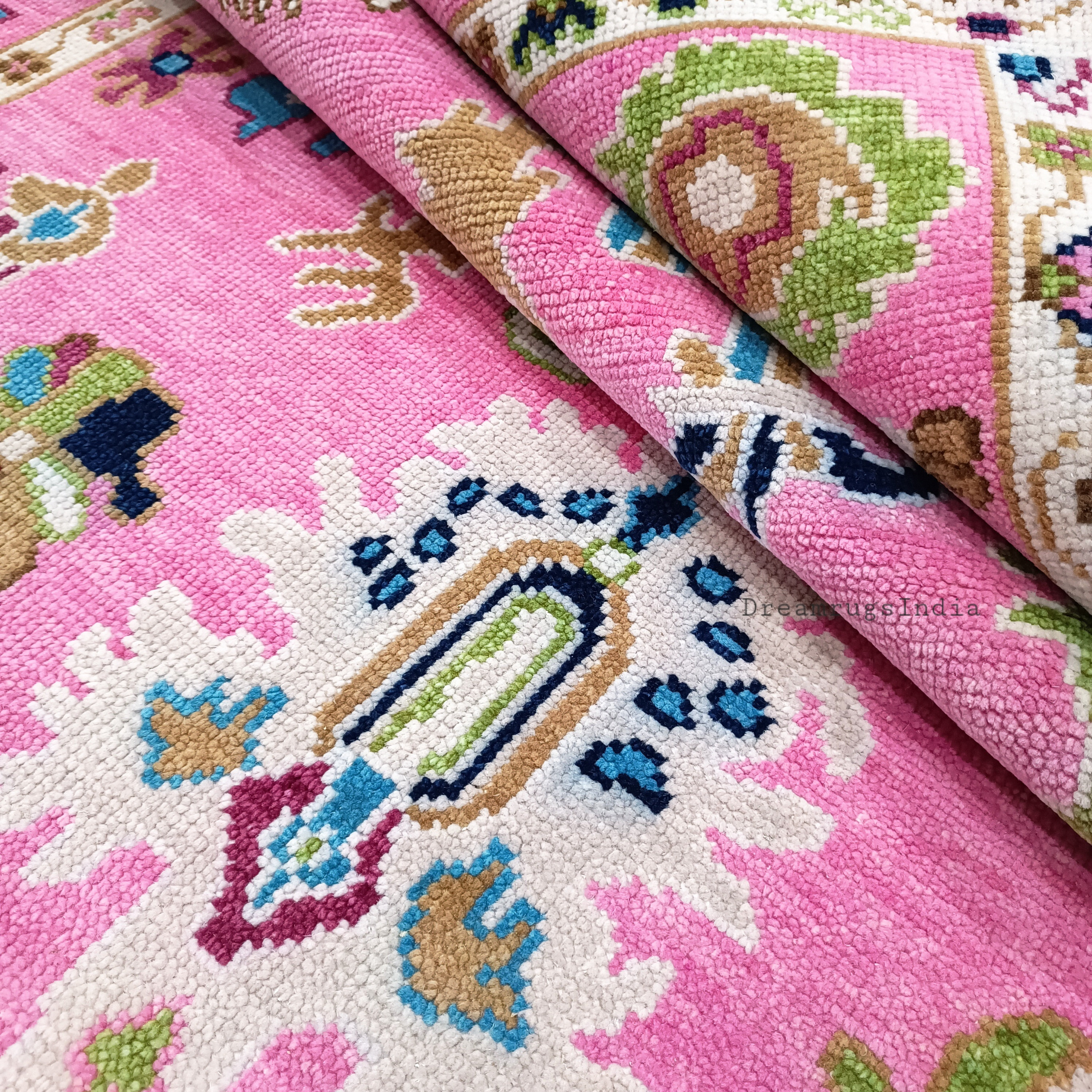 Modern Pink Background with Green Accent Oushak Persian Knot Rug in Hand Knotted Wool Rug for Living Room Rug in 8×10,9x12,10x14 Area Rug.