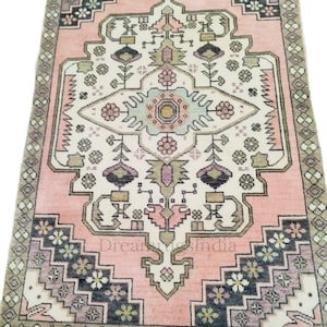 Pink-Cream Modern Hand Knotted Oushak Turkish Knot Rug with Floral Design for Living Room Rug.