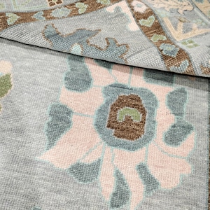 Modern Pastel Grey and Brown with Pink Accent Oushak Rug in Hand Knotted Wool Rug for Living Room Rug 8×10 Area Rug 9x12,10x14 Rug.