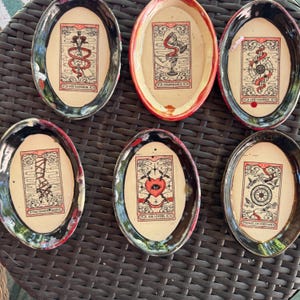 Tarot-fat i porslin