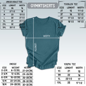 Pode incluir: Um gr&aacute;fico que mostra as informa&ccedil;&otilde;es de tamanho e medidas para camisetas unissex para adultos, crian&ccedil;as pequenas, jovens e beb&ecirc;s. O gr&aacute;fico inclui medidas de comprimento e largura em polegadas. O gr&aacute;fico tamb&eacute;m inclui informa&ccedil;&otilde;es de peso e altura para beb&ecirc;s.
