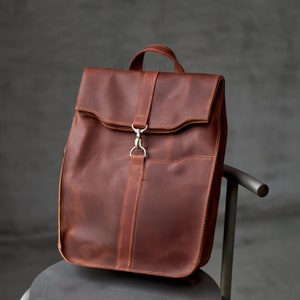 Mochila urbana de cuero, mochila de viaje de cuero hecha a mano, mochila de cuero para mujer para el trabajo, mochila urbana de cuero, mochila para la oficina. imagen 10