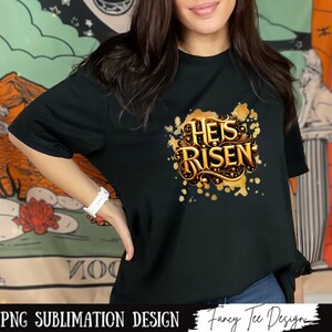Él ha resucitado dorado cristiano PNG Diseños de sublimación, Domingo de Resurrección PNG, Jesús Png, Diseño de Carta Dorada, Versículo Bíblico Png, Fe Png