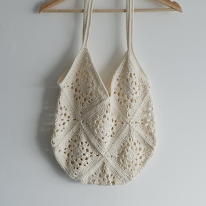 Crochet Tote Bag Pattern - Granny Square Bag - PDF Pattern - Video tutorial - Shoulder Bag - English Only - Boho Style - Instant Download