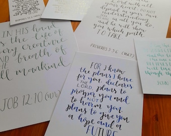 Stampa personalizzata di versetti biblici in calligrafia (formato A4, A5 o A6): arte murale personalizzata con le Scritture.