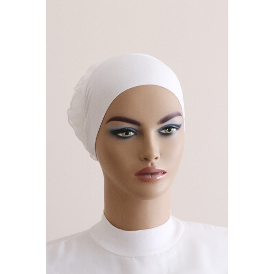 Middle Eastern Mall Hijab Undercap Volumizer Bonnet with Ties & Tulle Flower 2 Caps - 1 Black & 1 White