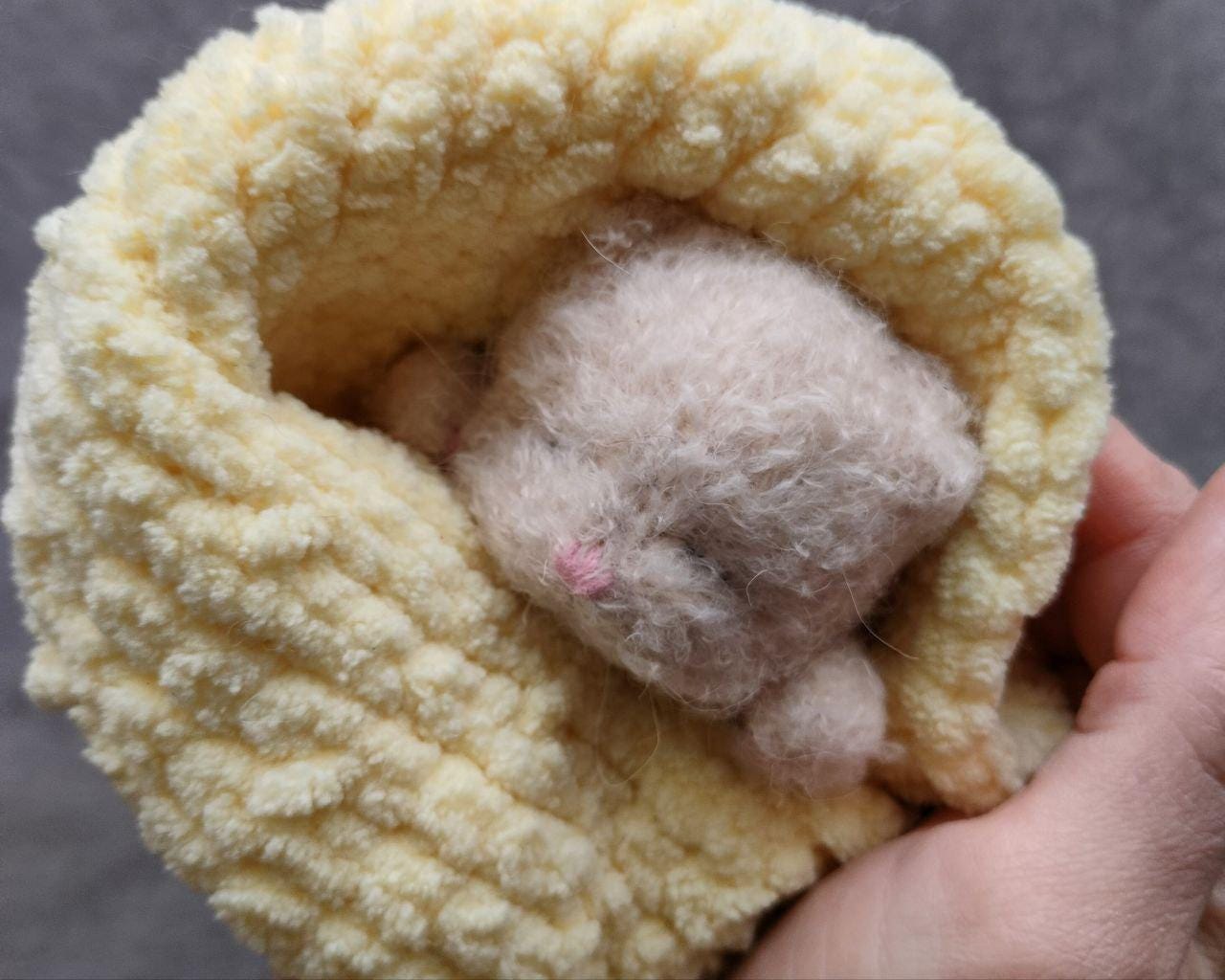 Small knitted sleeping kitten toy, Stuffed pocket animal toys, Finished handmade kitty toy