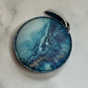 Luxus Maßband | Einfach einziehbare Zuglasche | Marmor Print Design Blue