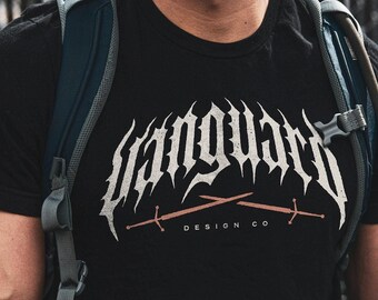 Camiseta gráfica de doble espada - American Apparel unisex de peso pesado - Vanguard Design Co