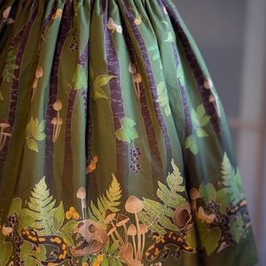 Rock 'Herbst im Wald', grüne Version / 100%Baumwolle