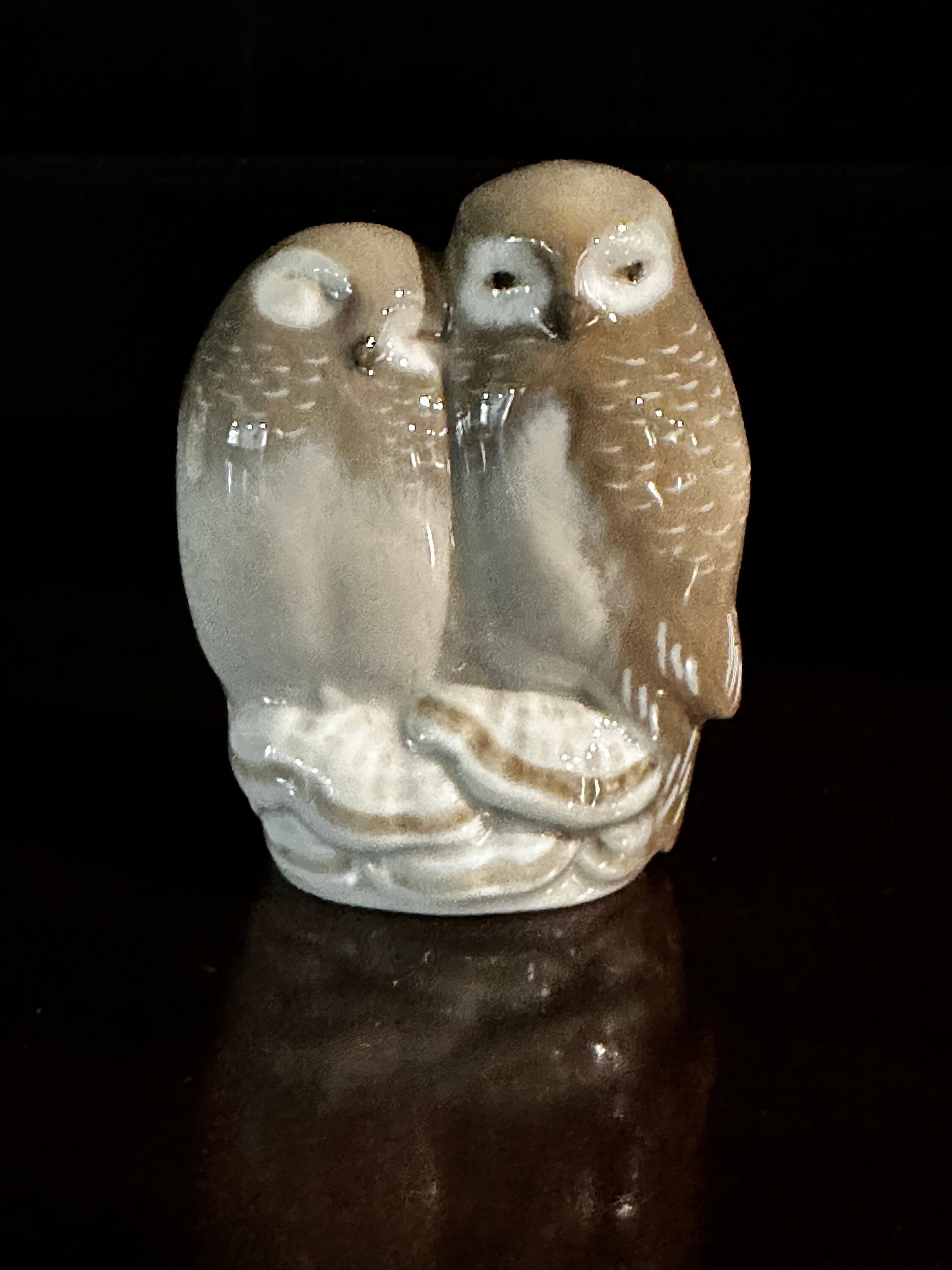 Royal Copenhagen Denmark #834 Porcelain Pair of Owls Figurine