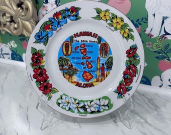 10-3/8” Diameter Hawaii the 50th State Souvenir Plate