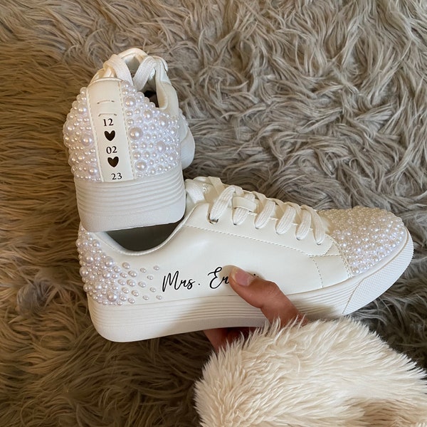 Custom Bridal Shoes, Pearl Bride Sneakers, Personalized Wedding Shoes, Customized Bride Tennis Shoe, Bridesmaids Gift, Bedazzled Shoe