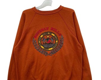 Sudadera vintage Beverly Hills con cuello redondo y gráfico de escudo, ropa de calle marrón