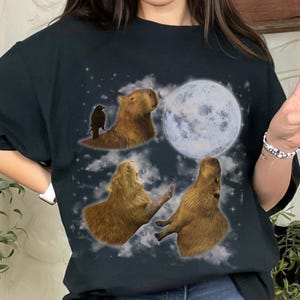 Capybara shirt with moon retro graphic, ridiculous Capybara worshipping moon tshirt, vintage Capybara tee, wildlife lover gift for friend