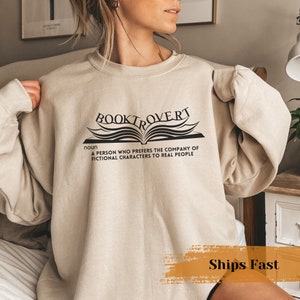 Booktrovert reading sweatshirt gift, Unisex book lover sweater present, Librarian or bookworm jumper booktok charismas gift