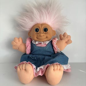 1990&#39;s Russ Trolls medium plush * FANTASTIC condition * Wonderful collectors find * FAST SHIPPING