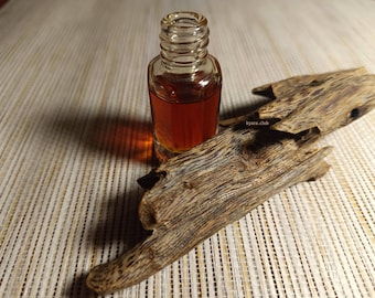 Green Kyara Oud Oil - Steam Distilled. Luxury, Rare, Authentic Kynam.