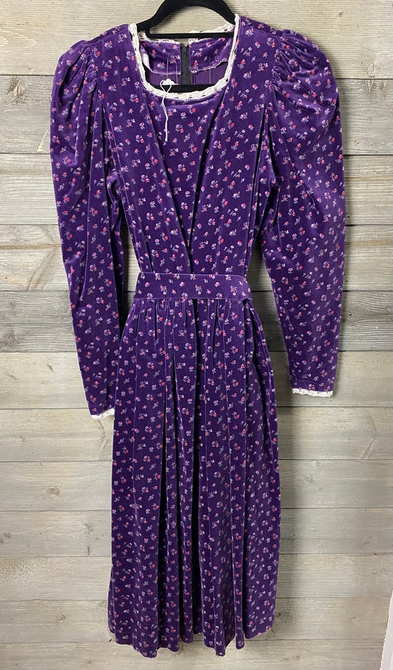 Vintage Laura Ashley Handmade Velvet Maxi Dress Size … - Gem