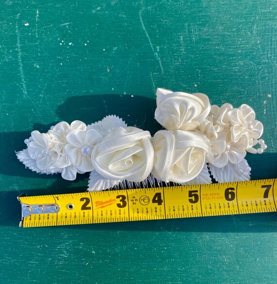 Vintage Antique White Roses With Pearls Hair Comb… - image 9