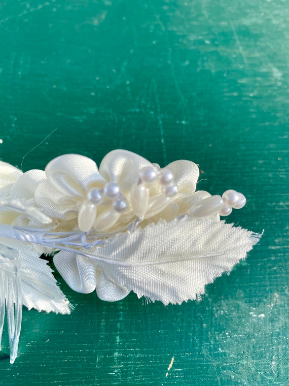 Vintage Antique White Roses With Pearls Hair Comb… - image 8