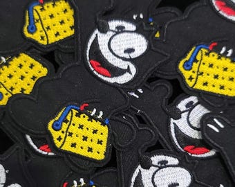 Retro Black Cat Patch – Cartoon-Style Iron-On/Sew-On Patch with Yellow Bag | Fun Vintage Vibe Appliqué