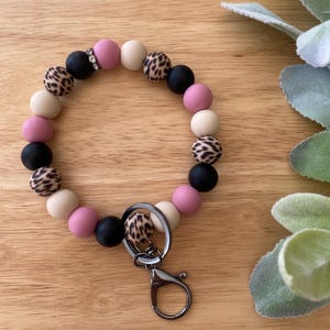 Cheetah Print Silicone Beaded Wristlet Keychain