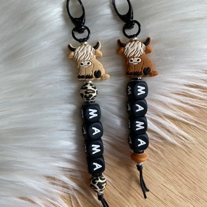 Highland Cow Mama Keychain: Leopard Print Beaded Bag Charm