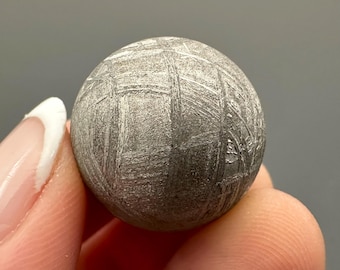 Meteorite Muonionalusta sphere – Norrbotten, Sweden
