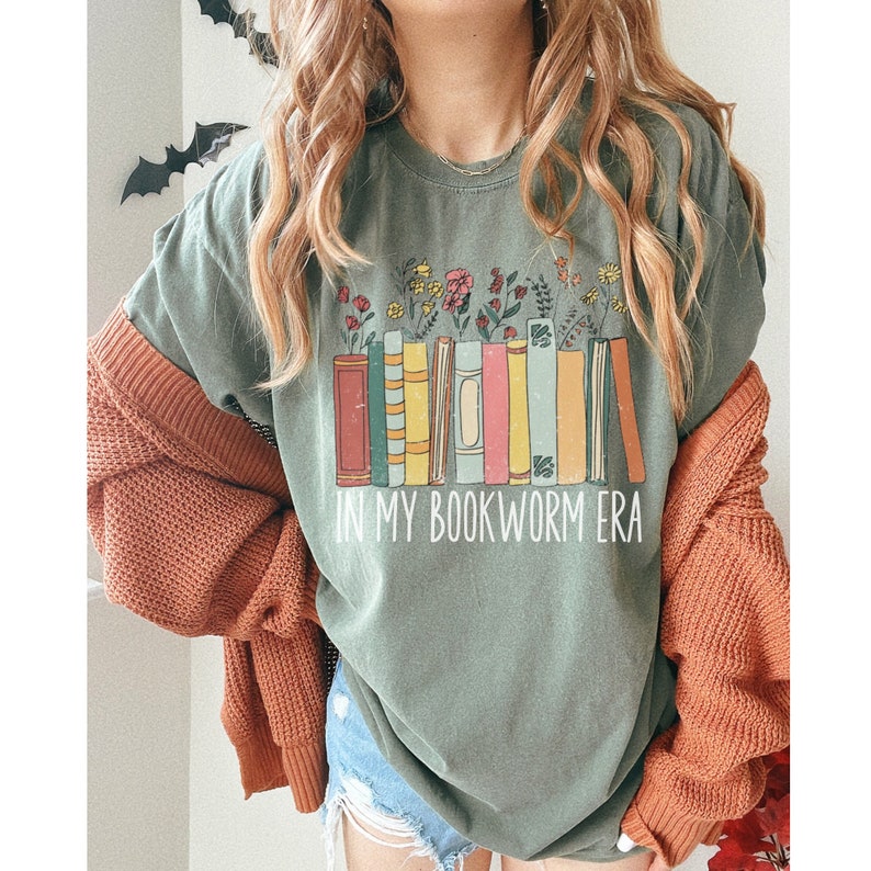 Comfort Colors® Bookworm Shirt, in My Bookworm Era Tee, Gift for ...