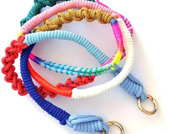 Handgemachtes buntes gewebtes Schlüsselband in Regenbogen Farben