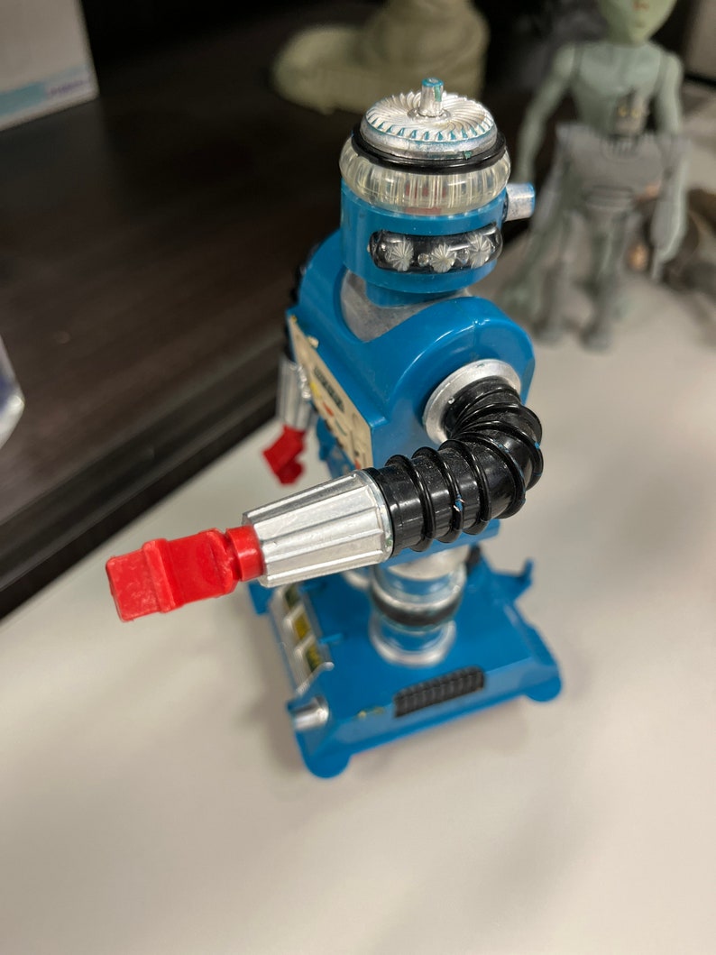 Vintage Zeroids Zerak Battery Operated Space Robot, Ideal Toys 1968 ...