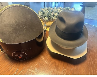 Vintage Churchill Ltd. Fedora Hat 7 3/8 w/ Original Lewis & Thos. Saltz Box