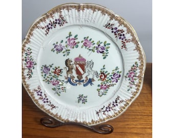 Chelsea Style Armorial Plate Red Anchor Mark Lion Unicorn Crest Gilt Floral