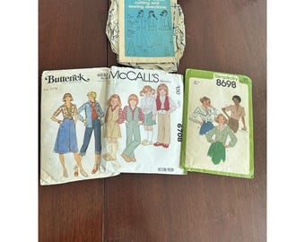Lote de 4 patrones de costura vintage de la década de 1970 para mujeres y niños de Butterick McCall's Simplicity
