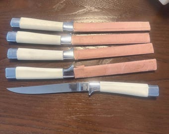 Vintage Robeson Steak Knives Excellent Used Condition Set Of 5