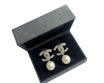 Chanel CC silver-tone pearl earrings with crystals